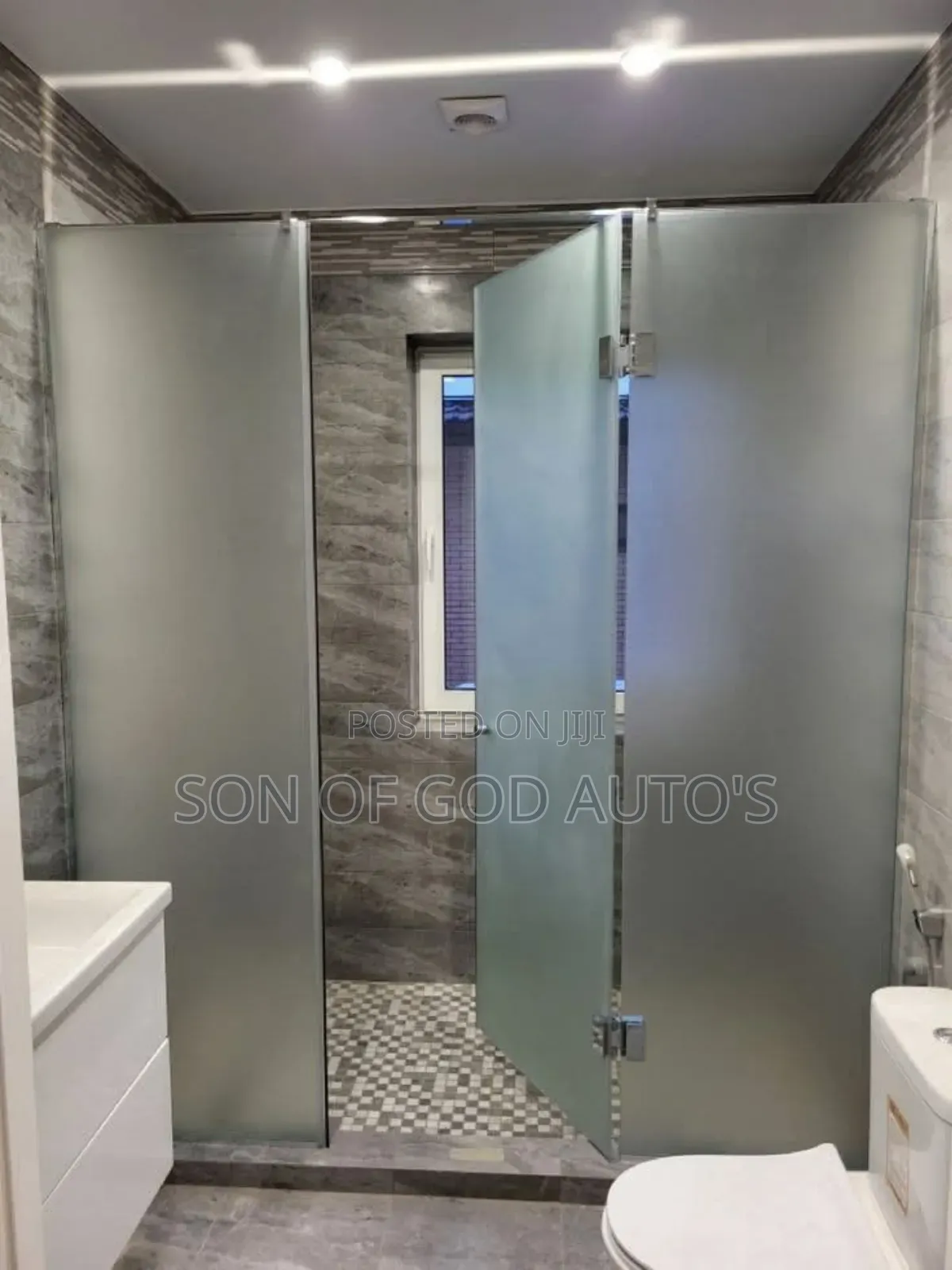 Glass Shower Cubicle