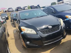 Toyota Matrix L Hatchback FWD (1.8L 4cyl 5M) 2012 Black