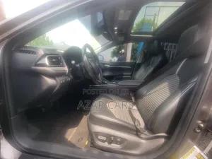 Toyota Camry SE 2022 Gray