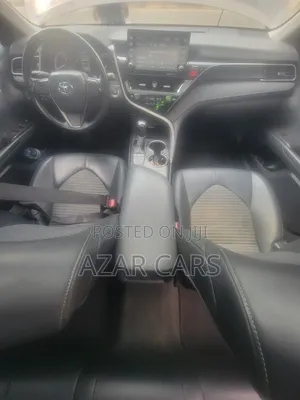 Toyota Camry SE 2022 Gray