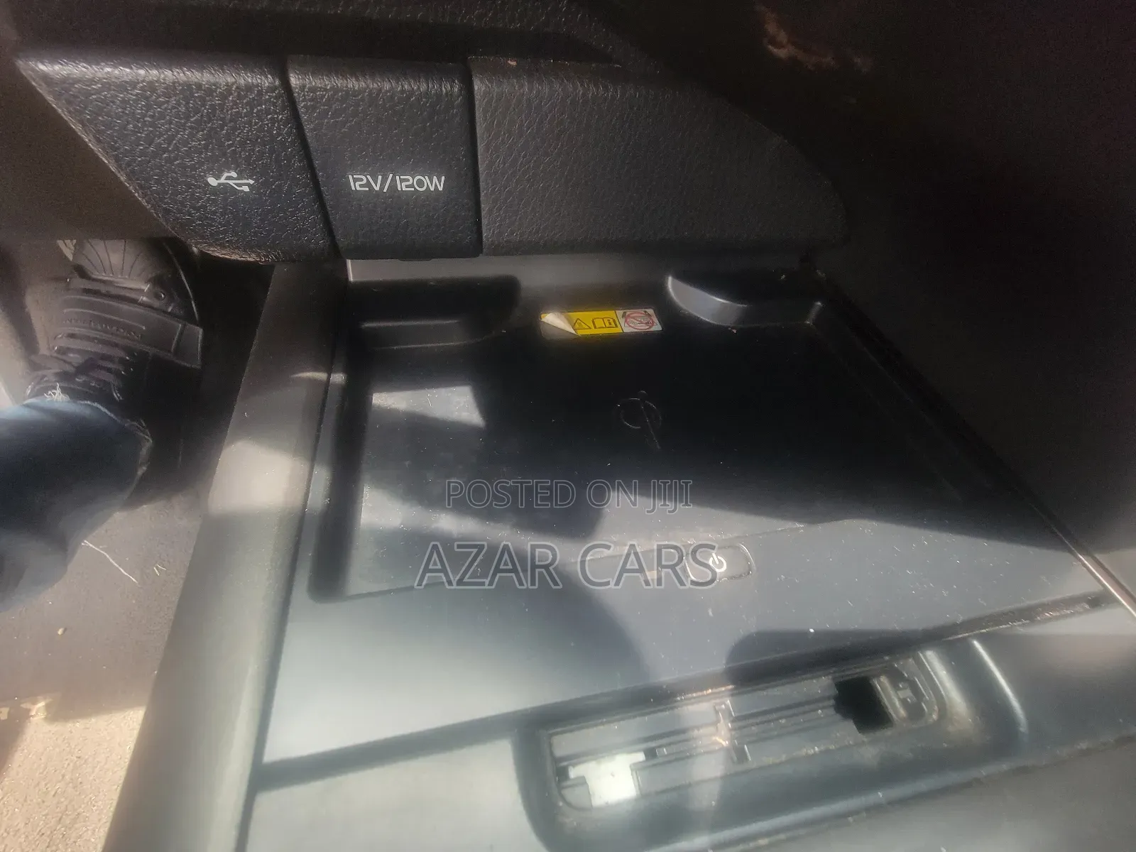 Toyota Camry SE 2022 Gray