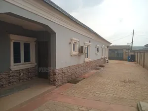 Furnished 2bdrm Bungalow in An Estate At Iyana for rent