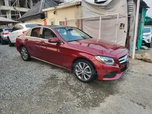 Mercedes-Benz C300 Luxury Sedan RWD (2.0L 4cyl 7A) 2016 Red