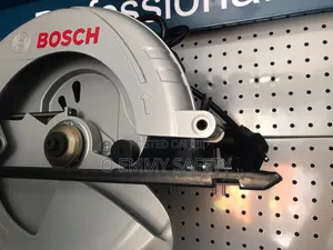 Bosch Circular Saw (Gks 235)