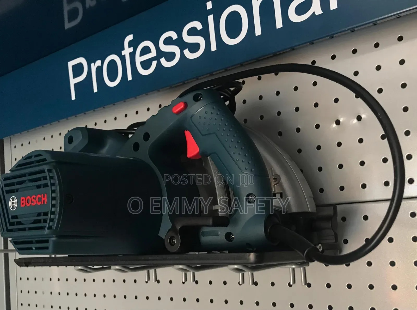 Bosch Circular Saw (Gks 235)