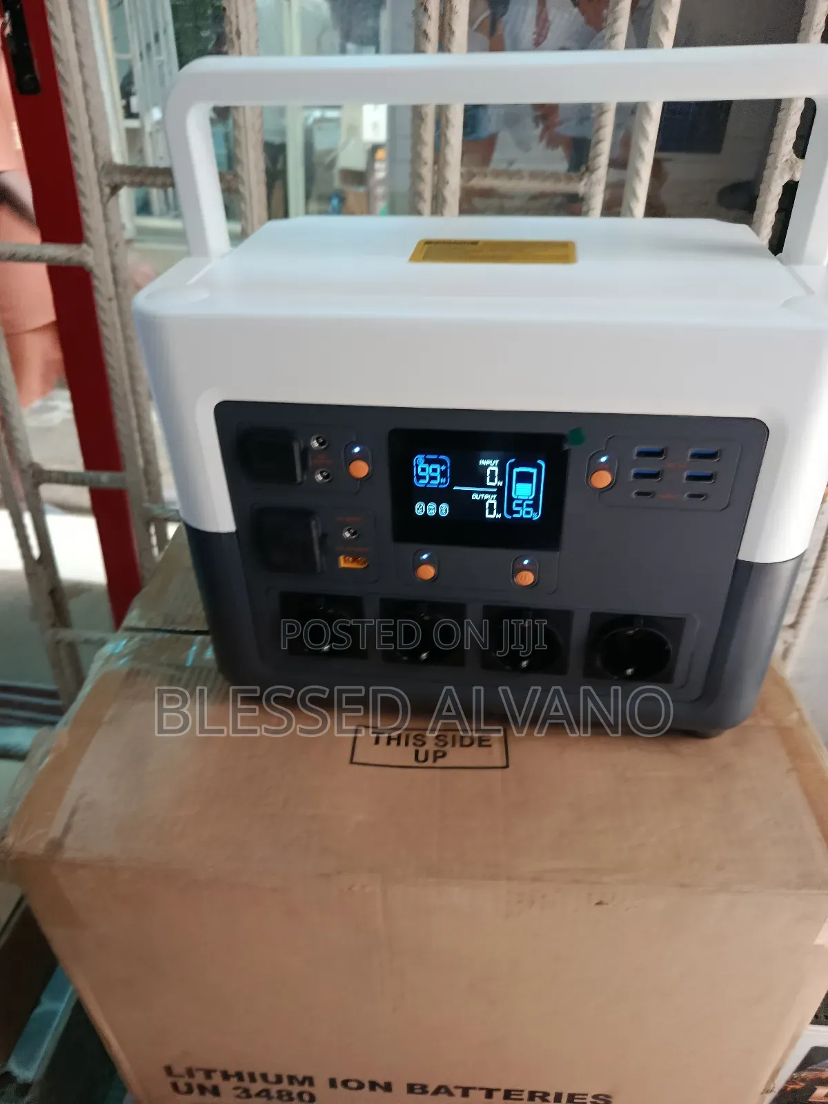 Emzy 1500 W Solar Generator