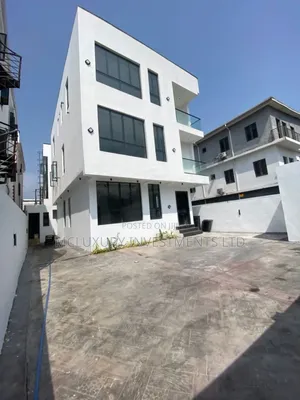 5bdrm Duplex in Lekki for sale