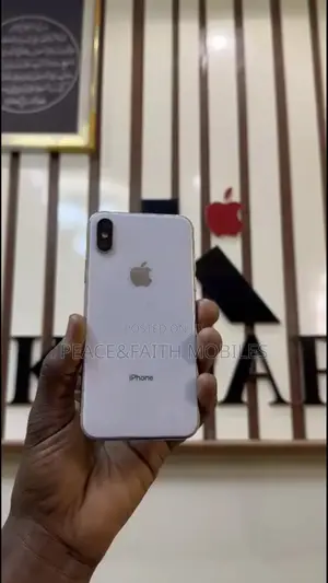 Apple iPhone X 64 GB White