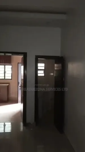 2bdrm Room & Parlour in Ngozika Estate, Awka for rent