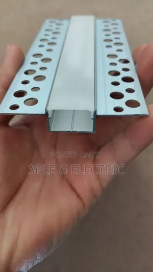 Futuristic Aluminium Profile Rail