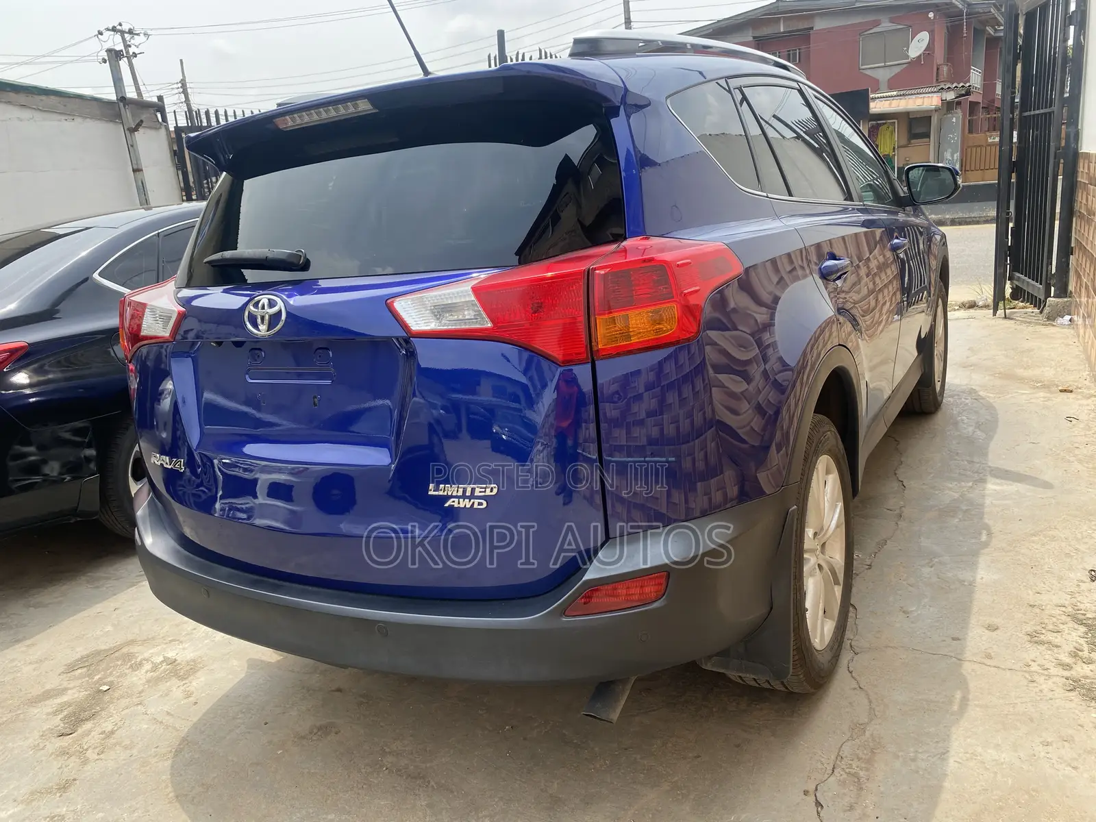 Toyota RAV4 2014 Blue