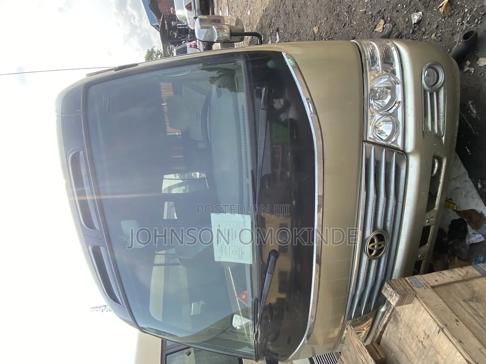Toyota Coaster 2005 Gold