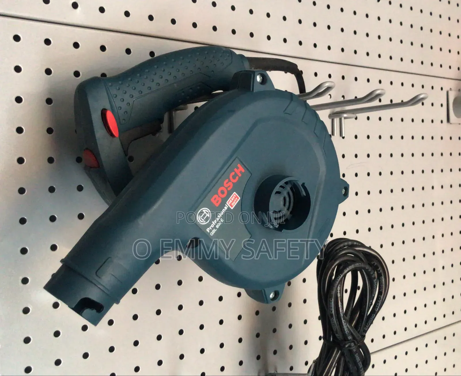 Bosch Electric Blower GBL 800e