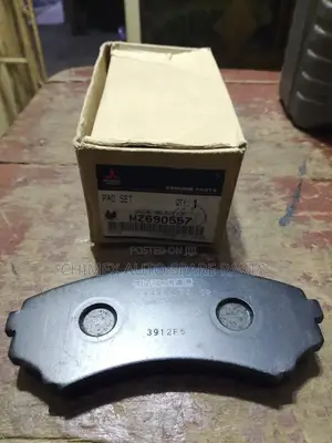 Front Brake Pad for Mitsubishi Pajero