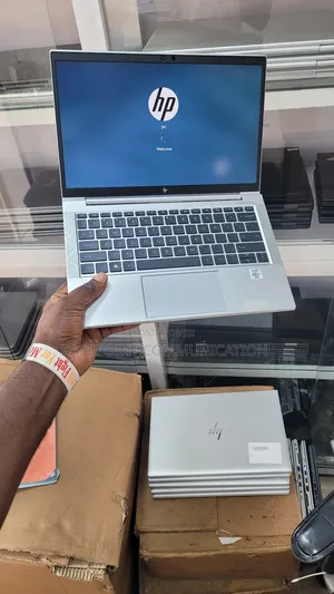 Laptop HP EliteBook 830 G7 8GB Intel Core I5 SSD 256GB