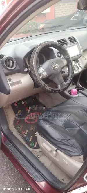 Toyota RAV4 Limited 2007 Red