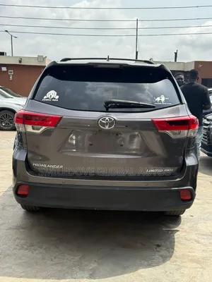 Toyota Highlander Limited V6 4x4 (3.5L 6cyl 6A) 2016 Gray