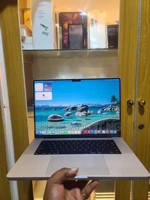 Laptop Apple MacBook Pro 2023 M2 Pro 14-Inch 16GB Apple M2 SSD 512GB