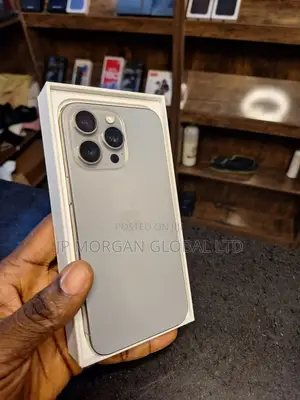 Apple iPhone 15 Pro Max 256 GB