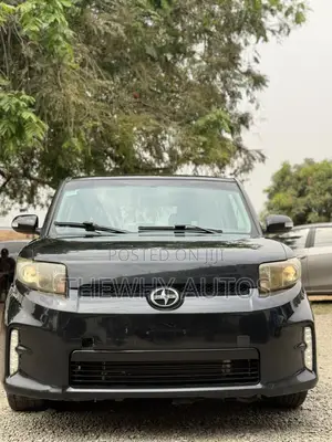 Scion xB Base 2015 Black