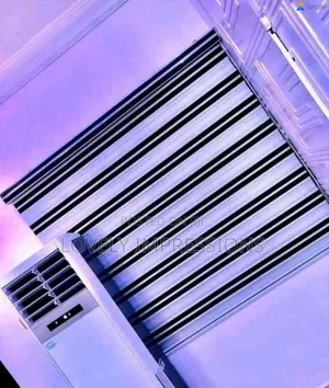 Day And Night Window Blinds (White And Black)