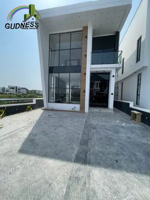 5bdrm Duplex in Ikota for sale