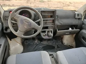 Daihatsu Hijet 2010 White