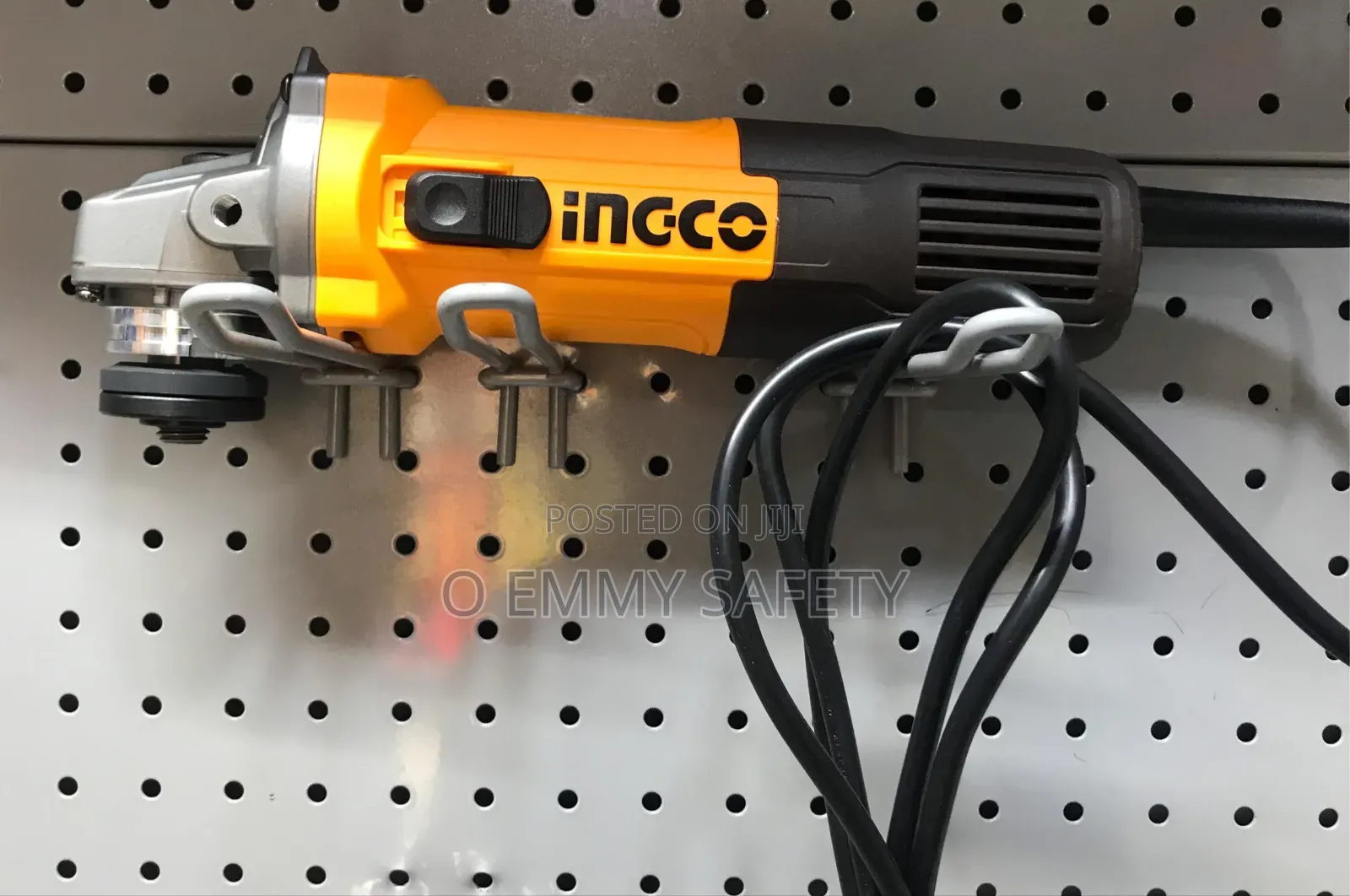Ingco Angle Grinder