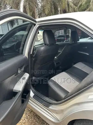 Toyota Camry SE Sport 4dr Sedan (2.5L 4cyl 6A) 2014 Silver