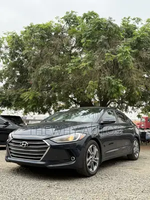 Hyundai Elantra ECO Sedan FWD (1.4L 4cyl 7A) 2017 Black