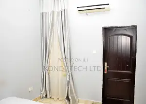 Single Room, Shared Apartment