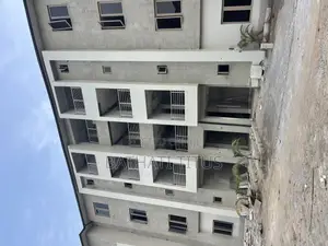 3bdrm Block of Flats in Mbora for sale