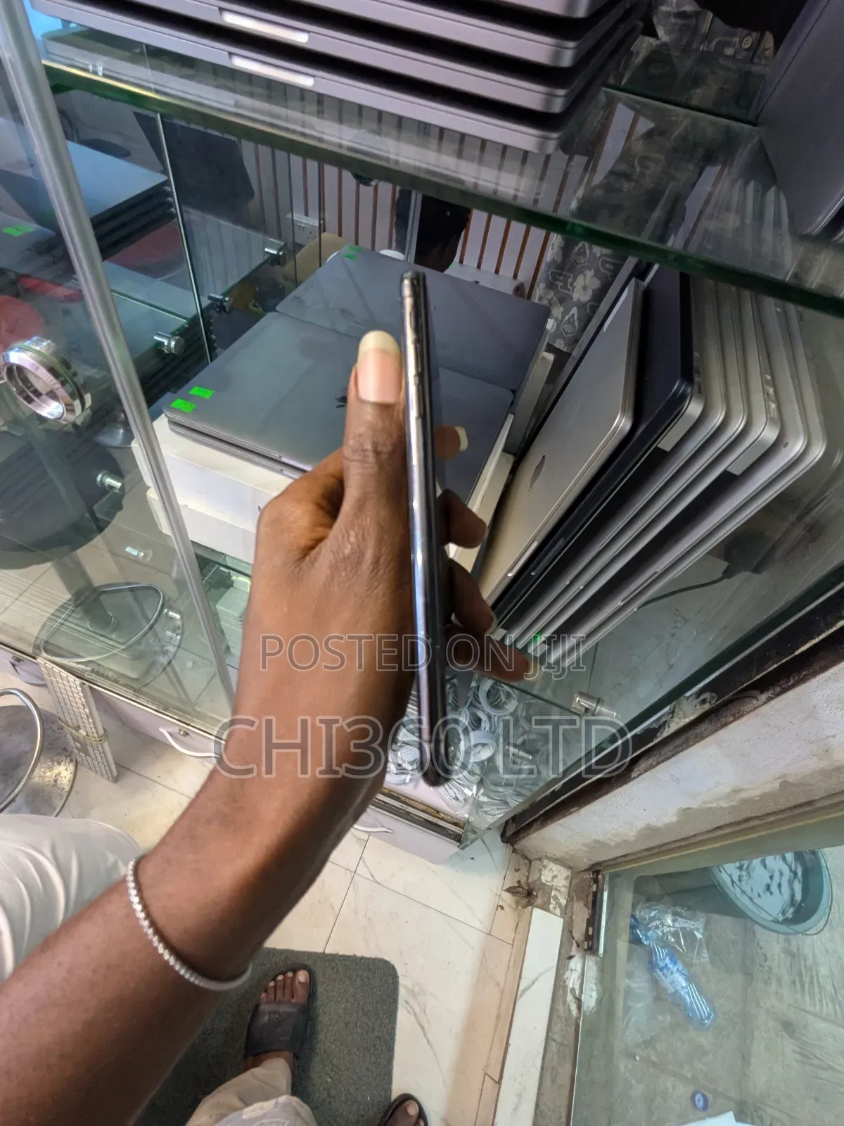Apple iPhone XS Max 64 GB Black
