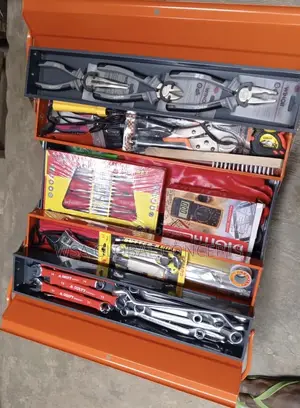 Complete Sets Of Electrical Iron Tools Box