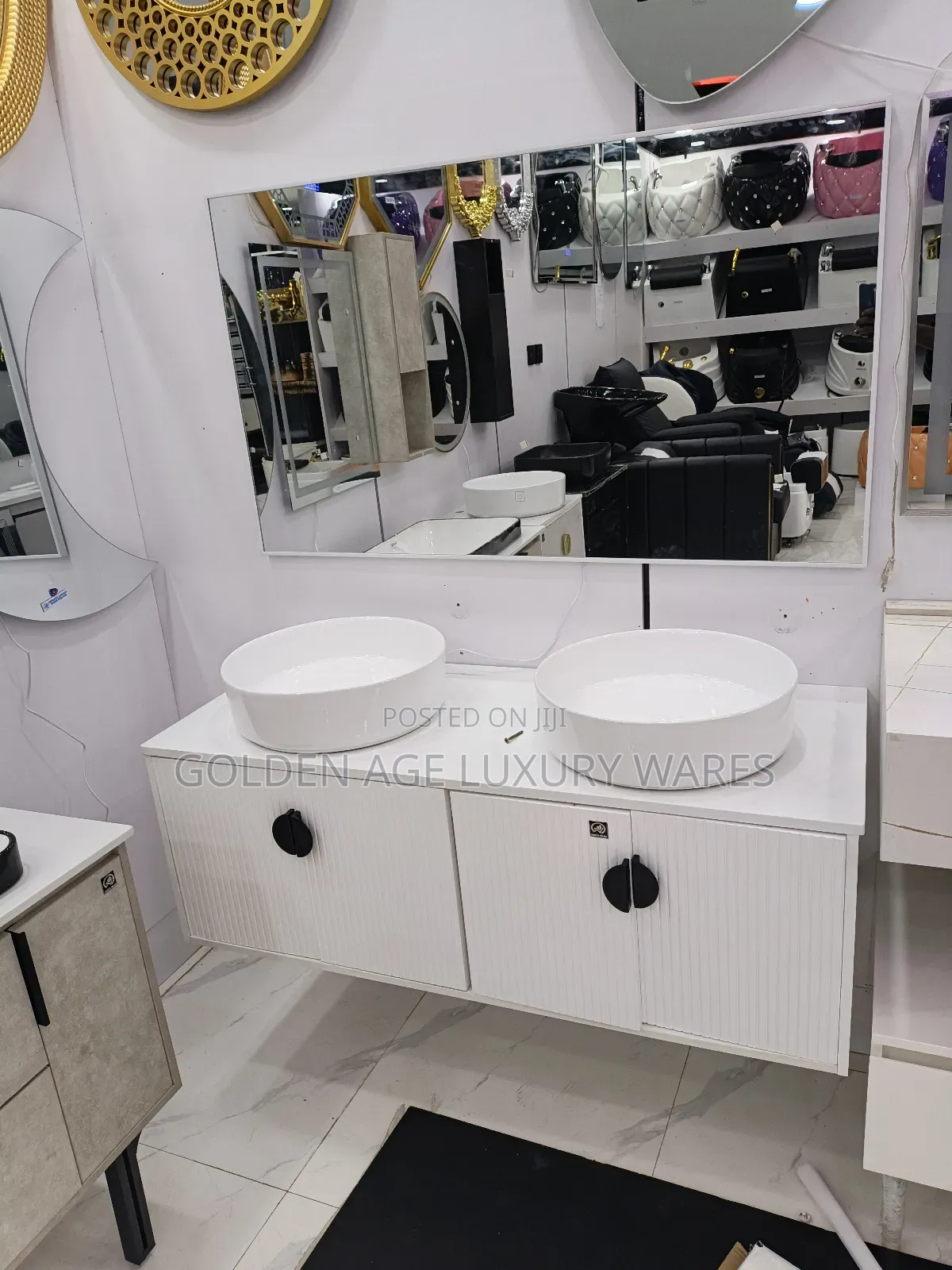 120cm Executive Cabinet With Bluetooth Mirror
