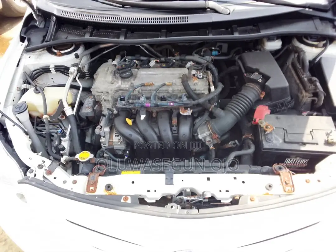 Toyota Corolla 2011 White