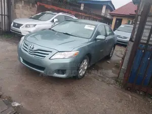 Toyota Camry LE 4dr Sedan (2.5L 4cyl 6A) 2015 Green