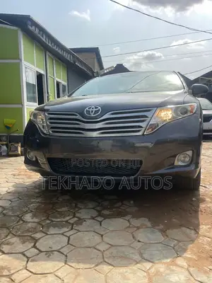 Toyota Venza AWD 2010 Gray