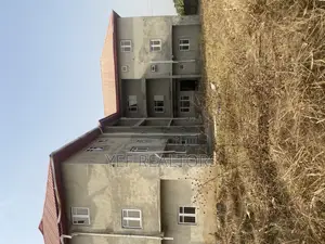 3bdrm Block of Flats in Modomo, Ife for sale