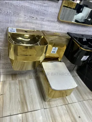 Exclusive Golden Water Closet