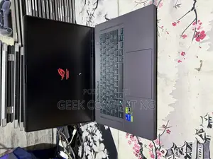 Laptop Asus ROG Zephyrus G16 16GB Intel Core i7 SSD 512GB