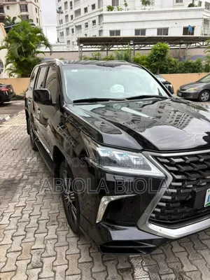 Lexus LX 570 2012 Black