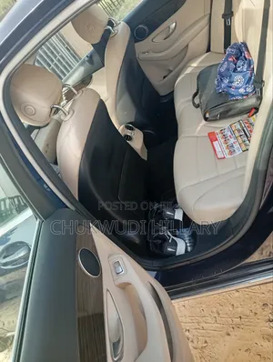 Mercedes-Benz C300 2016 Blue