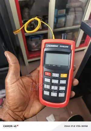 Omega Rh820 Handheld Humidity, Temperature Dew Point Meter