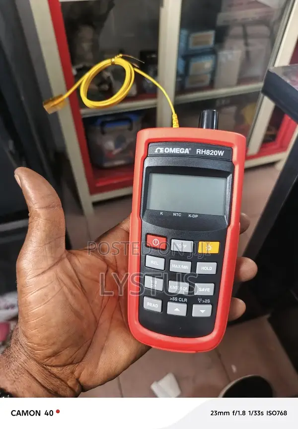 Omega Rh820 Handheld Humidity, Temperature Dew Point Meter