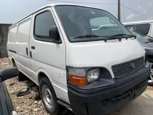 Toyota Grand HiAce 1999 White