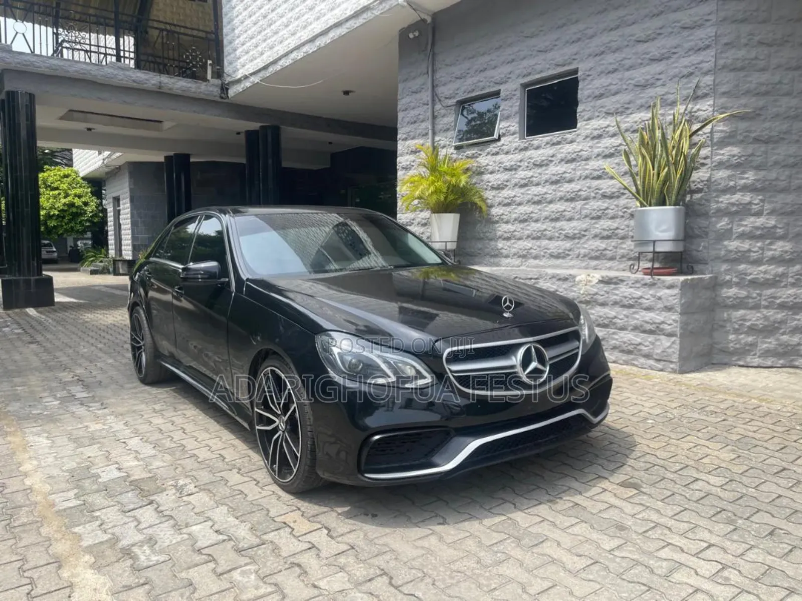 Mercedes-Benz E350 2011 Black