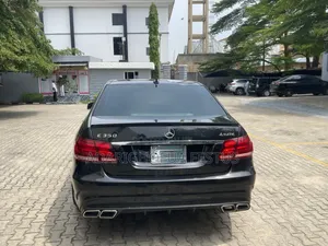 Mercedes-Benz E350 2011 Black