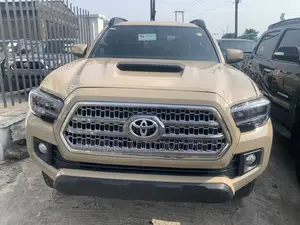 Toyota Tacoma TRD Sport 2018 Gold