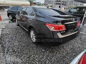 Lexus ES 350 2011 Black